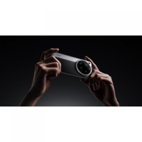 Телефон Xiaomi 15 Ultra 16GB/512GB международная версия (черный/серебристый)